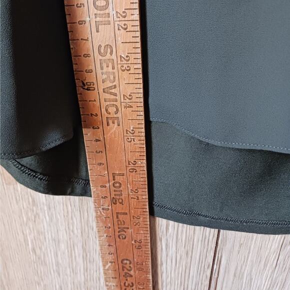 Loft Hunter Green Chiffon Front Slub Knit Back Sleeveless Blouse Size XS - Picture 6 of 6